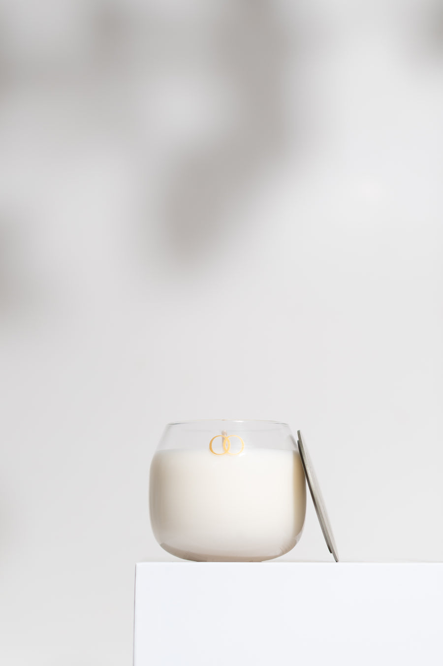candle - senja - magnolia + cashmere